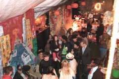 hallowseen-crowd-photo-1